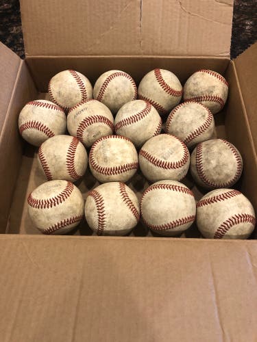 16 pack Wilson A1010s Baseballs