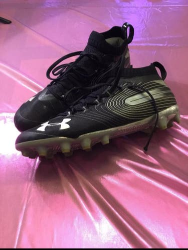 Men's Molded Cleats Low Cut Highlight