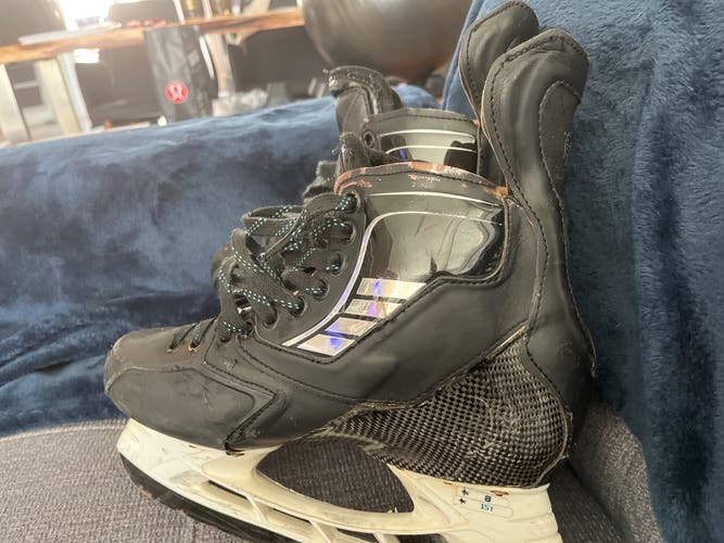 Senior True Regular Width Pro Stock Size 8 Pro Custom Hockey Skates