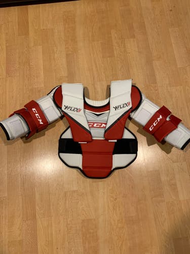 CCM YtFlex2 hockey goalie chest protector