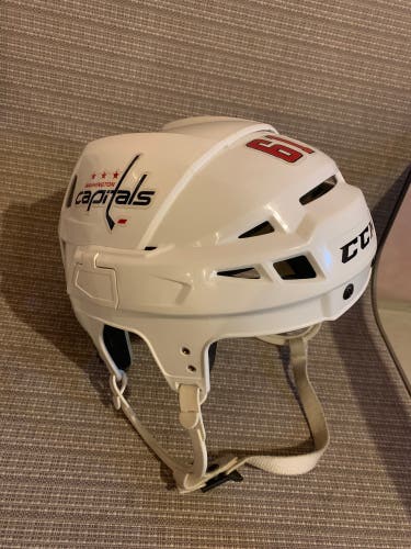 Washington Capitals White CCM V08 Pro Stock Hockey Helmet Medium
