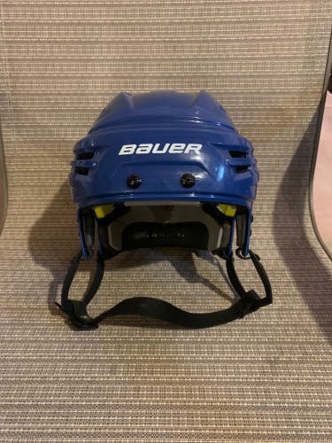 Blue Medium Bauer Re-Akt VVN Hockey Helmet Pro Stock