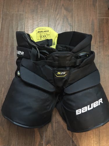 Ice hockey goalie pants
