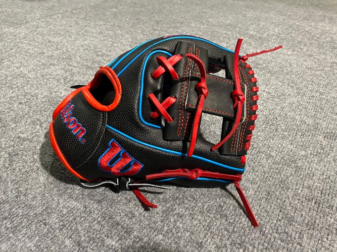 RARE 11" I-web Wilson A2000 Baseball Glove “Custom”