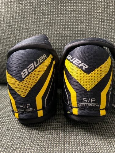 Youth Small Bauer Elbow Pads