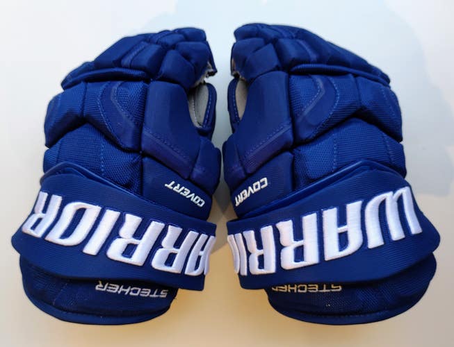 Warrior Covert QRE Pro Gloves - Pro Stock Canucks