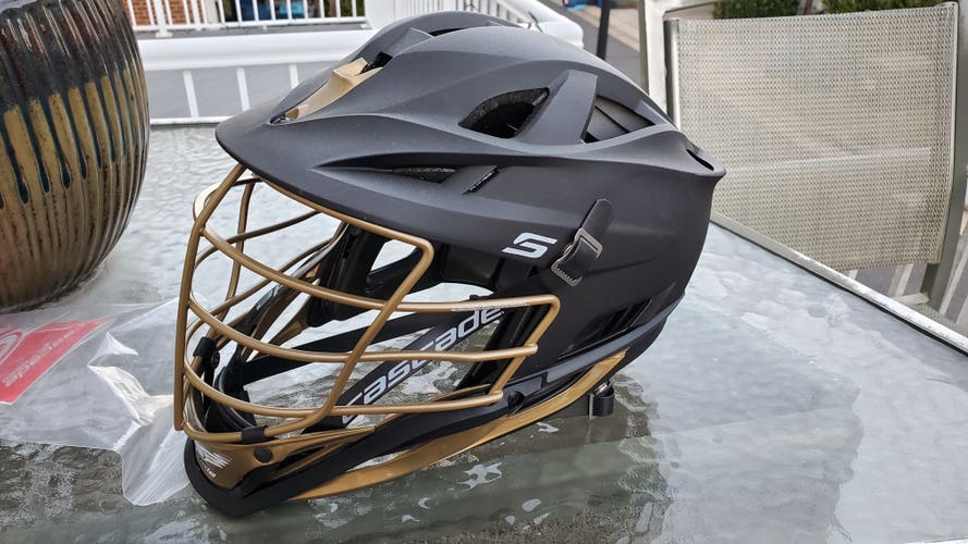 New Guinness Cascade S Helmet