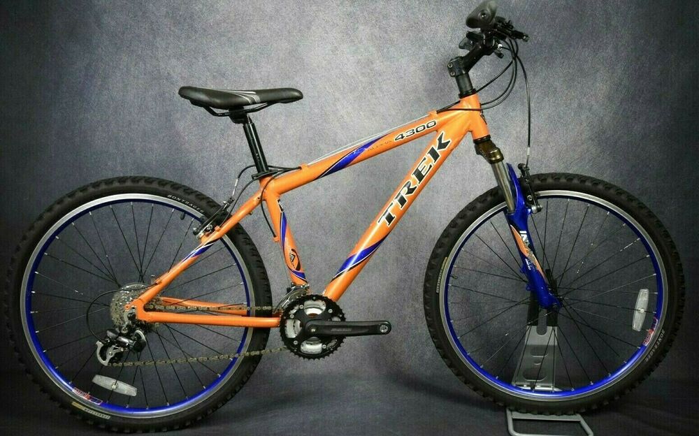 TREK 4300 MOUNTAIN BIKE, 15.5\