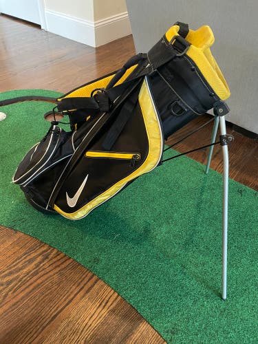 Nike Golf Stand Bag -  29 inch tall