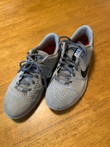 Gray Used Size 5.0 (Women's 6.0) Turf Cleats Nike