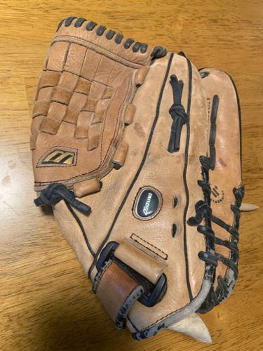 Used Right Hand Throw Mizuno Franchise Baseball Glove 12.5"
