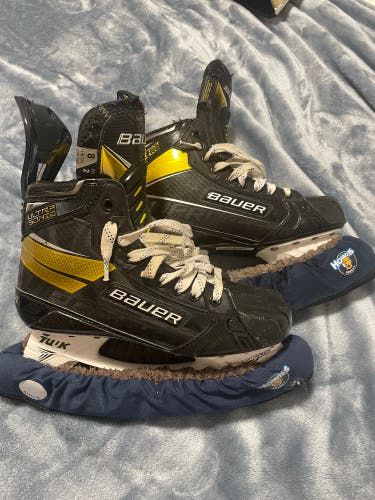 (USED 2 TIMES) Bauer Size 8 UltraSonic Hockey Skates basically BRAND NEW