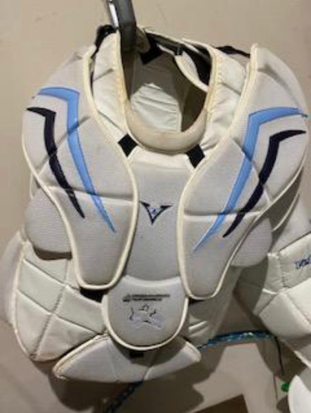 Used Large Vaughn Velocity V6 Goalie Chest Protector