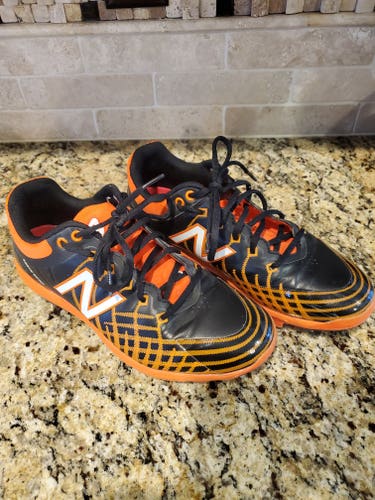 New Balance Men's 4040 v5 Baseball Cleats - BLACK/ORANGE
