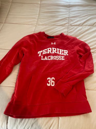 Boston university lacrosse team issued crewneck