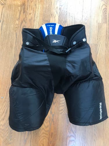 Senior Medium Reebok 7k Hockey Pants