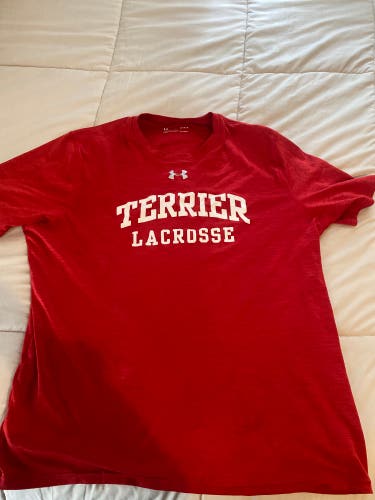 Boston University Lacrosse Team Issued T-Shirt
