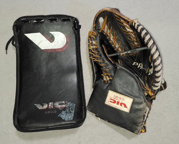 Vintage Vic GM503 & GM505 Goalie Glove Set