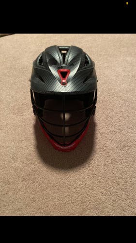 Black Adult Player's Cascade R Helmet