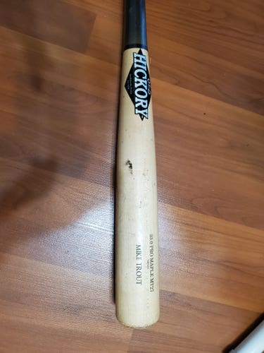 Used 2019 Old Hickory Wood MT27 Bat (-3) 30 oz 33"