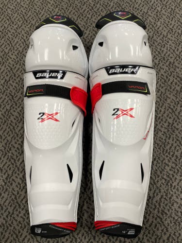 Bauer 16” Vapor 2X 16” shins