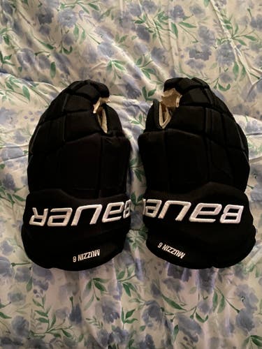 Bauer Gloves 15" Pro Stock La Kings (Easton Stealth Branded as Bauer)