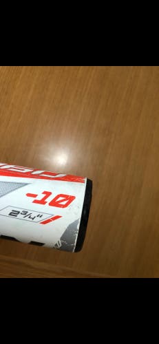 Easton Maxum Baseball