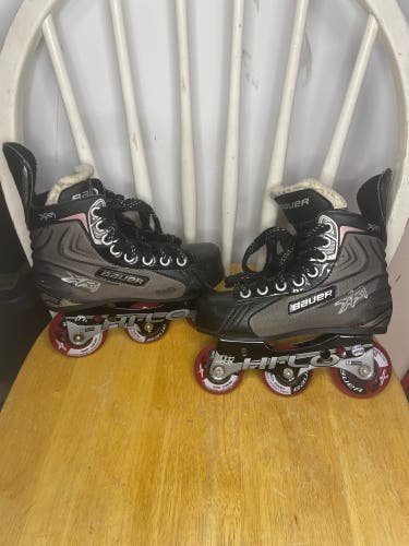 Bauer Regular Width Size 13 Youth Vapor xr1 Inline Skates