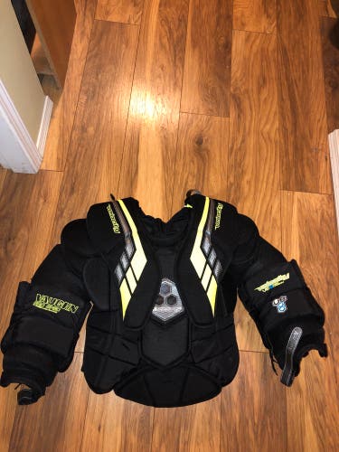 Vaughn VE8 Pro Carbon Chest Protector