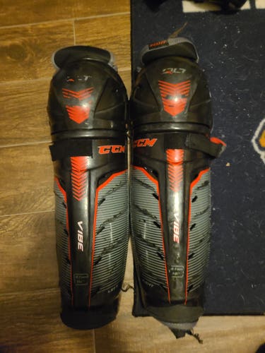 Used CCM Vibe Shin Pads