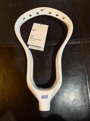 Brand new Nike Lakota 3 Unstrung