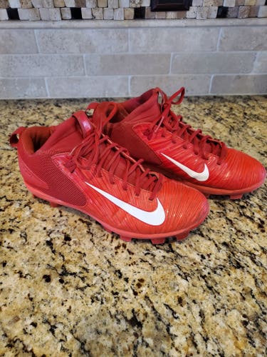 Nike Men's Trout 3 Baseball Cleat Men's Size 9.5 - Red
