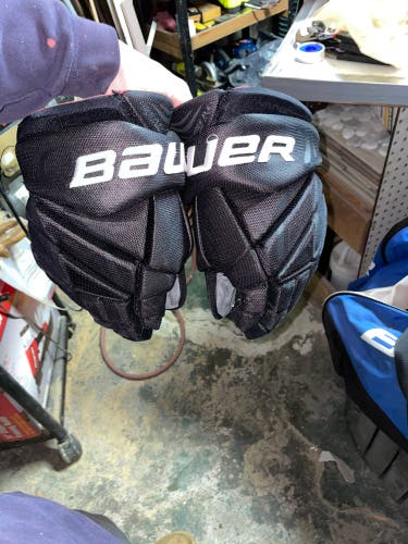 Bauer 13" Vapor X100 Gloves