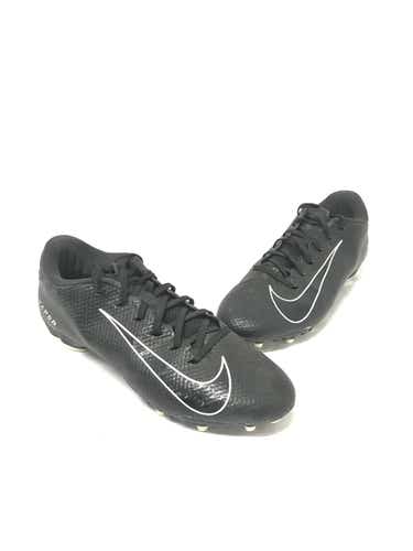 Used Nike Senior 9 Cleat Soccer Outdoor Cleats