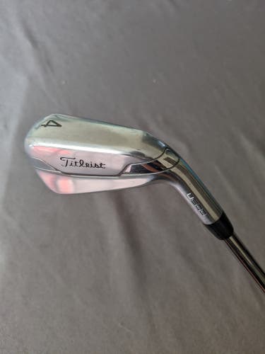 Used Men's Titleist Right Handed U500 Hybrid Stiff Flex 4H