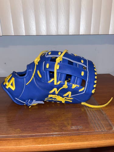 44 Pro 1B Glove