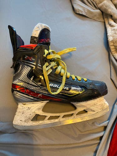 Senior Used Bauer Vapor 2X Pro Hockey Skates Extra Wide Width Size 8