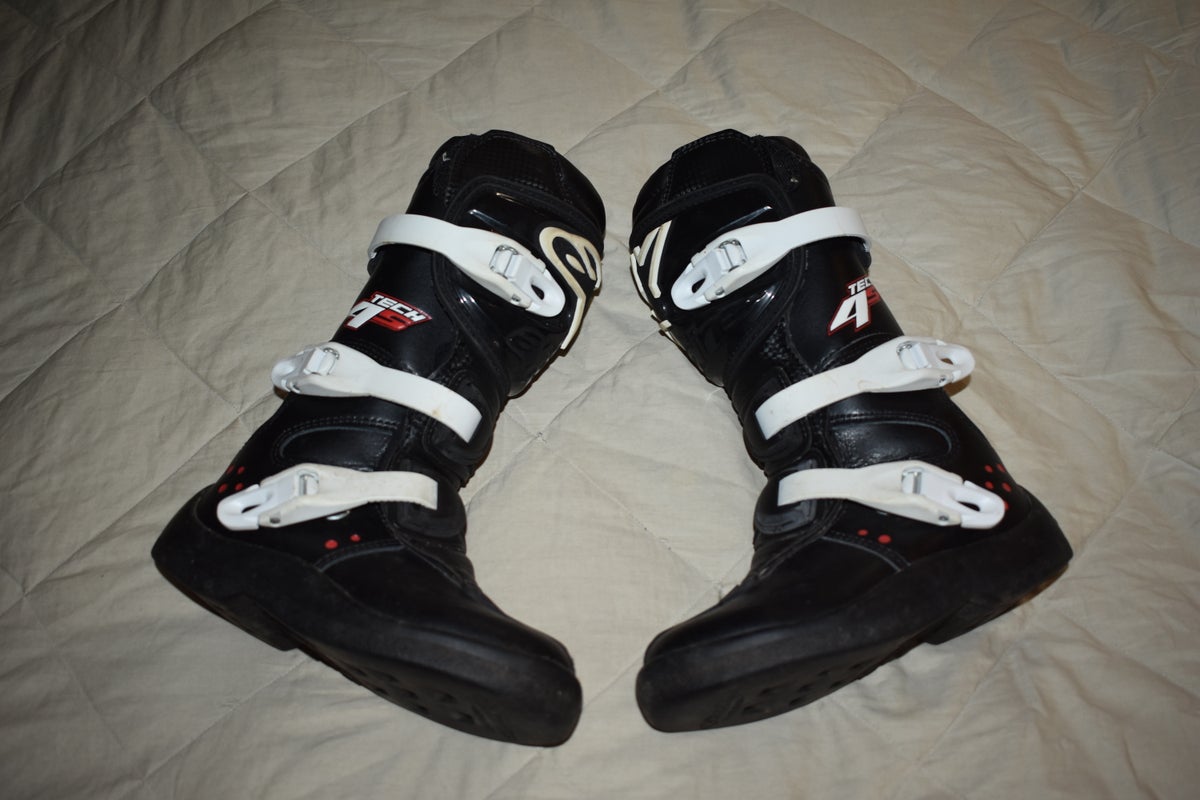 Alpinestars Tech 4S Boots, Youth Size 12 - Top Condition!