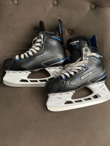 Bauer Regular Width Size 6.5 Nexus Elevate Hockey Skates