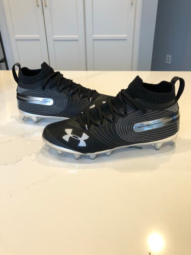 Under Armour Spotlight Cleats - almost new