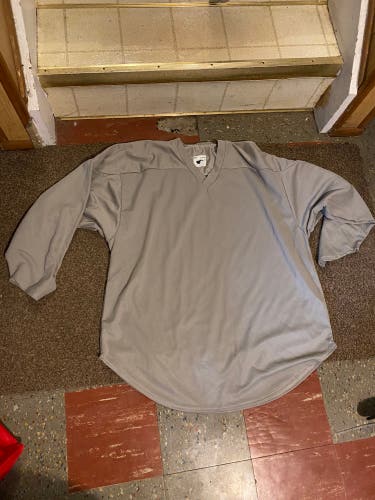 Brand New Gray Men's Large  Jersey