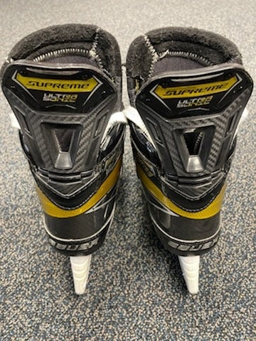 Senior Used Bauer Supreme Ultra Sonic Hockey Skates Size 7