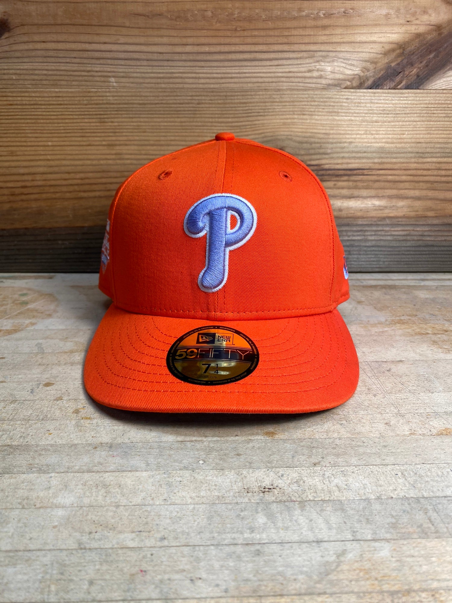 New Era Mens MLB Philadelphia Phillies World Series Champions 59FIFTY Fitted Hat 60224553 Red 7 1/4