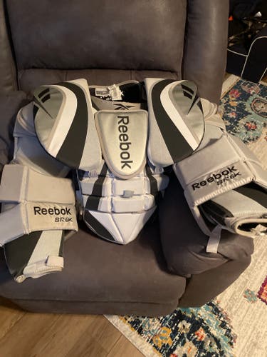 Used Medium Reebok 6K Goalie Chest Protector