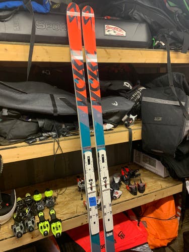 Like New Volkl 210 50R