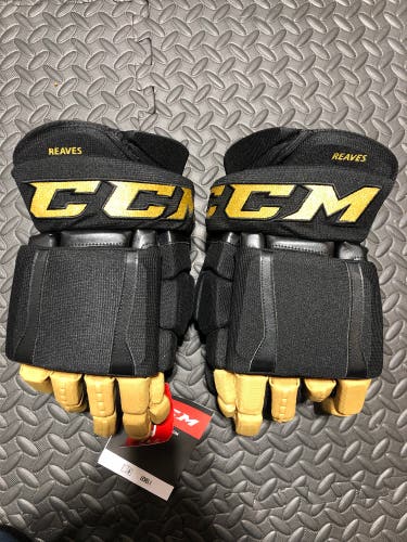 New CCM 15" HGCLPR Gloves R.Reaves