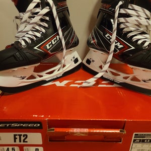 Junior CCM JetSpeed FT2 Hockey Skates Regular Width Size 4.5