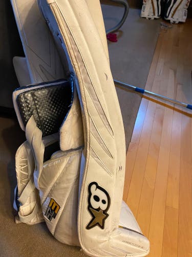 35" Brian's Pro Stock SubZero Pro 3 Goalie Leg Pads
