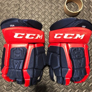 New CCM 14" HGCLPR Gloves Team USA