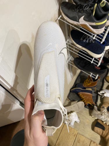 Size 10 (Women's 11) Low Cut Vapor edge pro 360